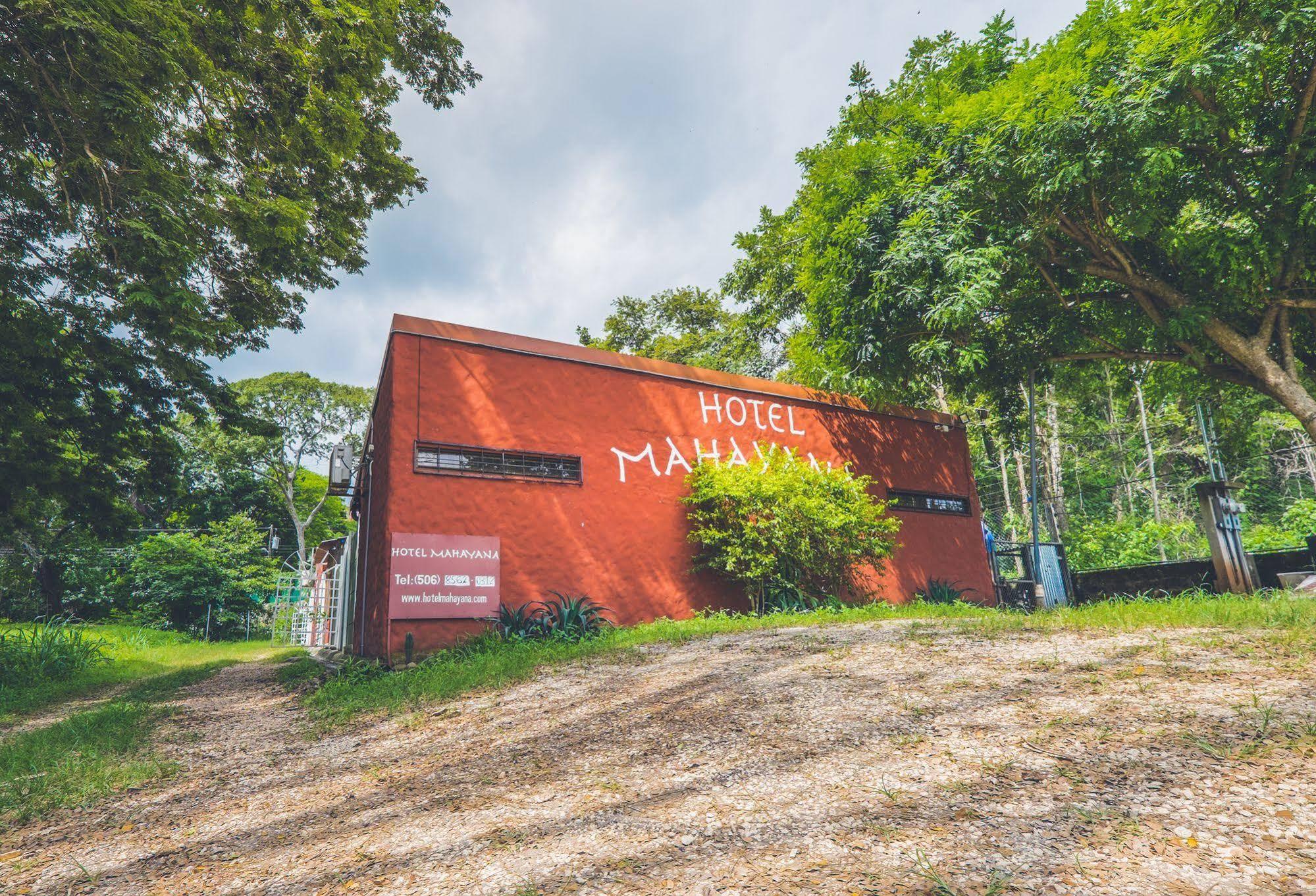 Hotel Mahayana ตามารินโด ภายนอก รูปภาพ